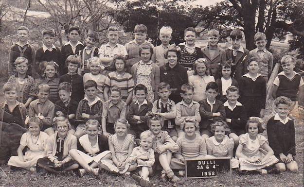 1006151_676059045753132_737342672_n