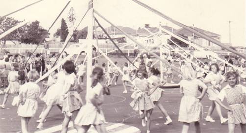 1044129_532713300124186_1666796231_n