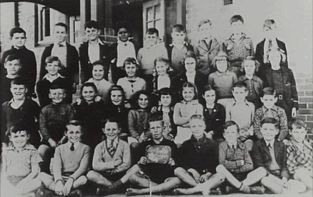 1044725_532759373452912_440988364_n