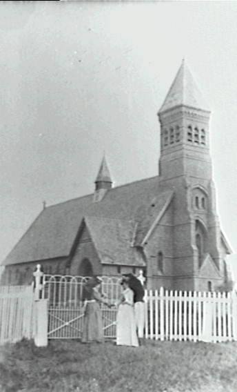 184457_10201517999858268_211617912_n