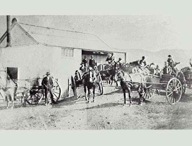 922794_10201236167208577_889450356_n