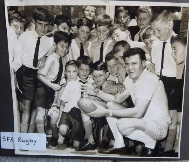 941768_10201353661594130_472204134_n