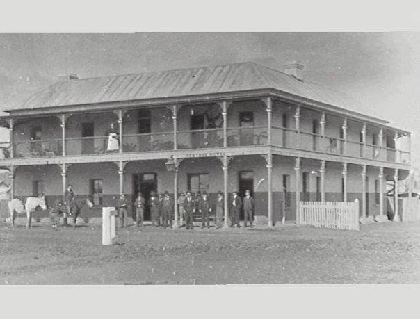 971976_10201517948976996_1497770527_n