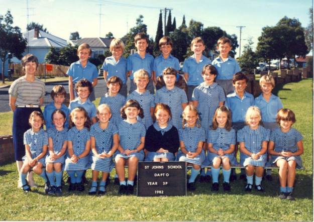 992907_10201345890151349_893113296_n