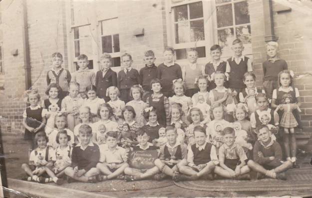 995725_10201383185362831_690190158_n