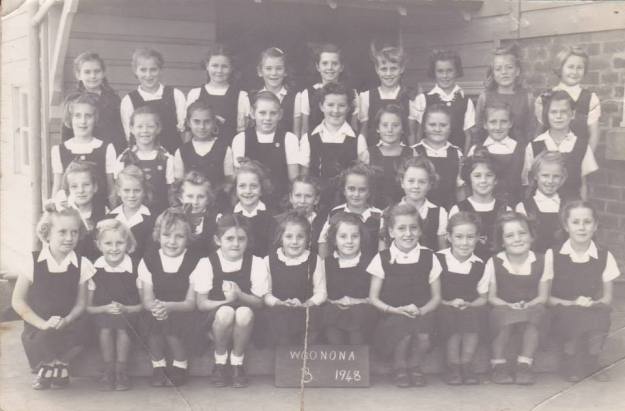 999654_10201383182802767_2069920278_n