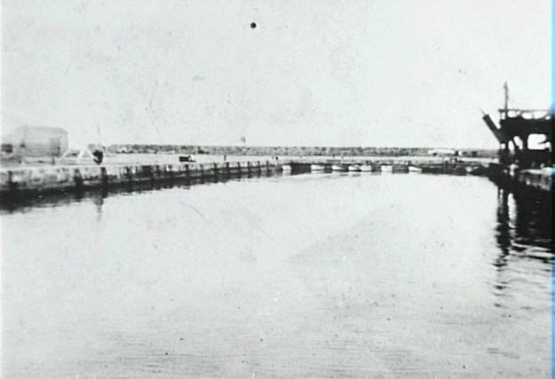 Wollongong Harbour 1920 2